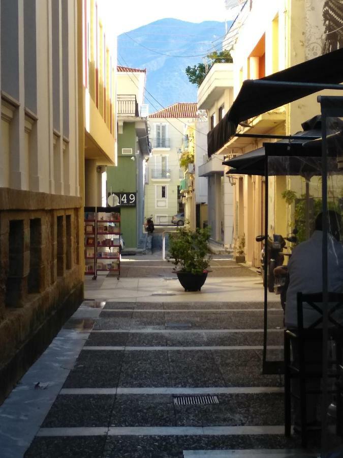 Nix Nax Kalamata Apartment Екстериор снимка